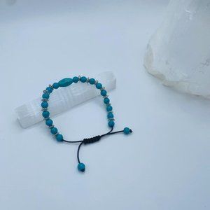 Turquoise Colored Beaded Bracelet NEW